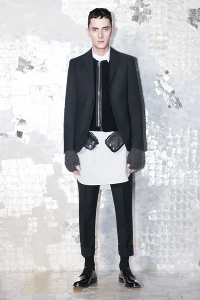 Look 13